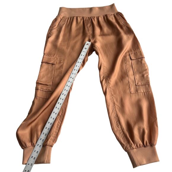 Cinq a Sept Giles Cupro Satin Pull On Cargo Joggers Light Cinnamon Pants L - Picture 8 of 10